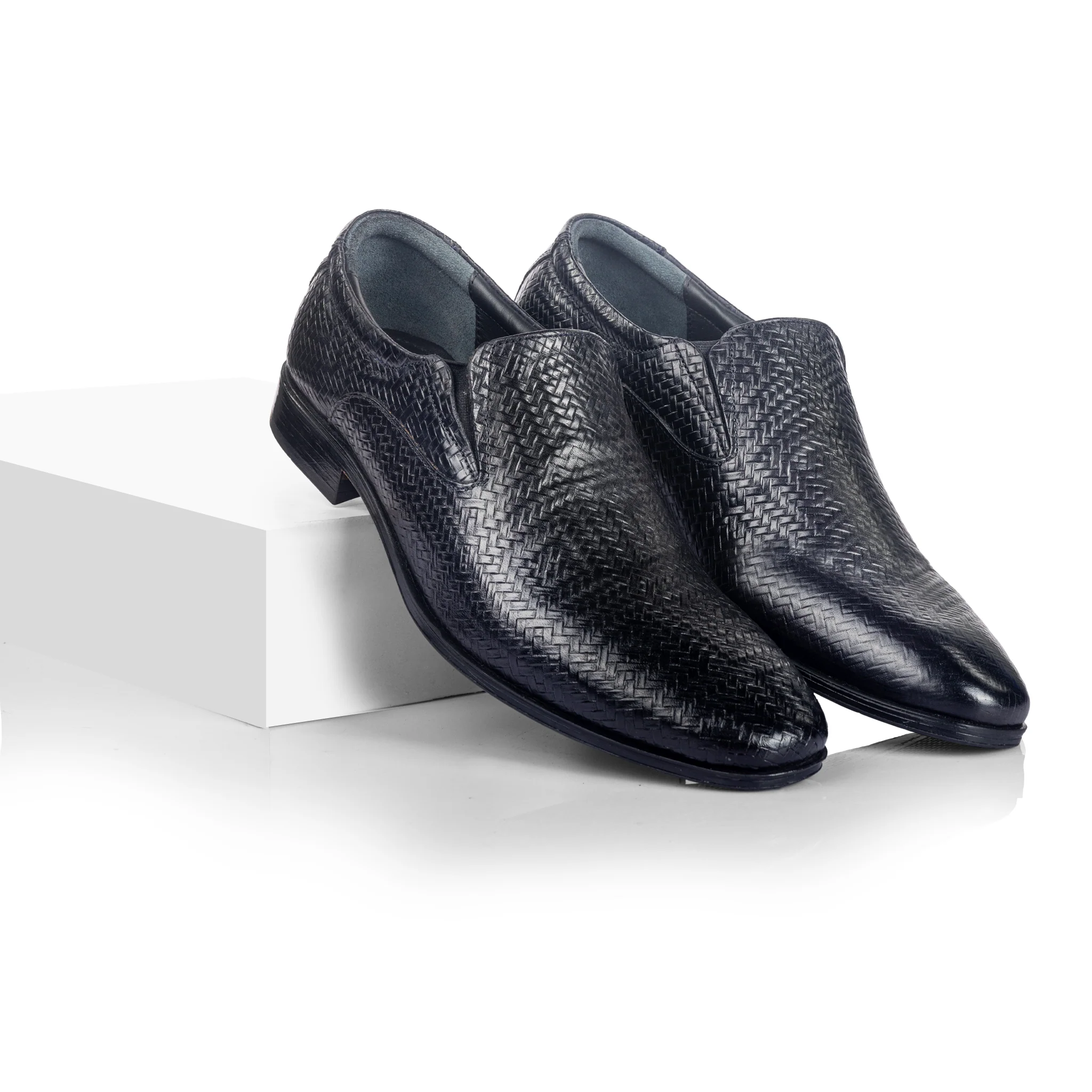 Siena Int. Woven Slipon (Piano Black) - Image 3